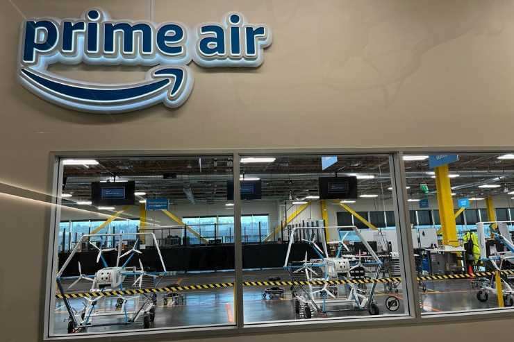 Amazon progetta i droni per le medicine