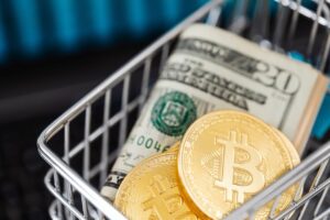 Bitcoin dollaro in un carrello della spesa